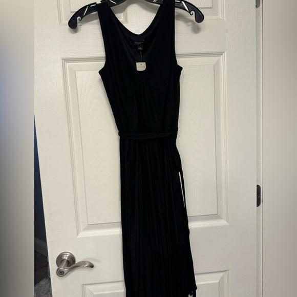 Ann Taylor Dresses & Skirts - Ann Taylor pleats dress